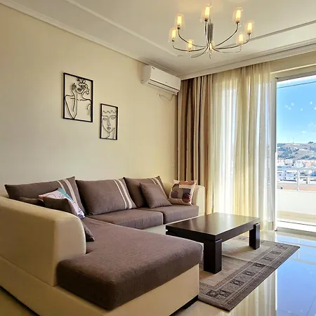 Jona's Top-floor Oasis